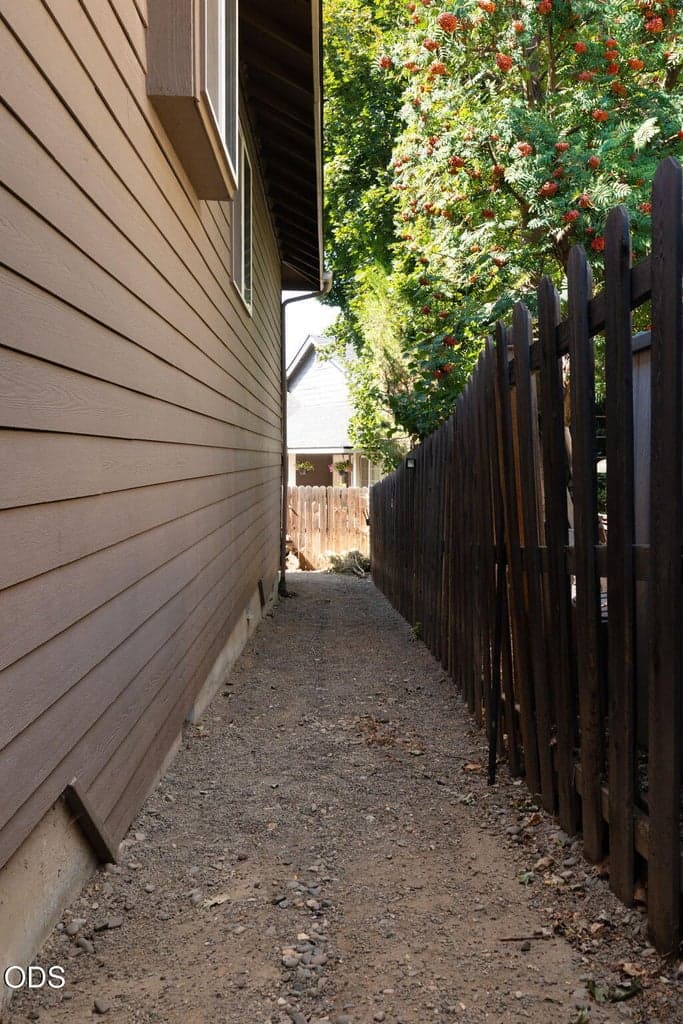 Photo of 2462 NE Lynda Lane 41 of 42