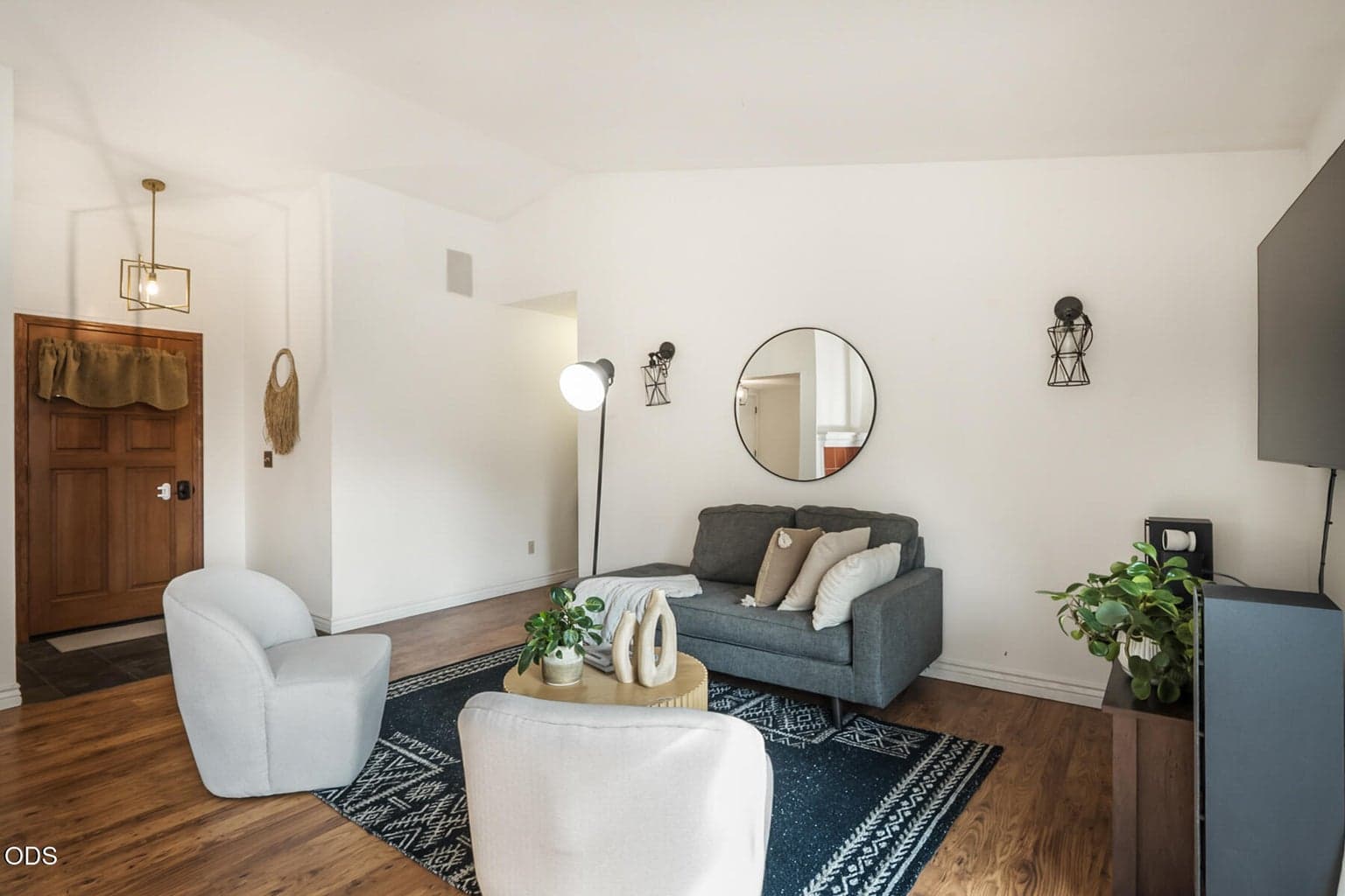 Photo of 6446 Lynch Lane 4 of 38