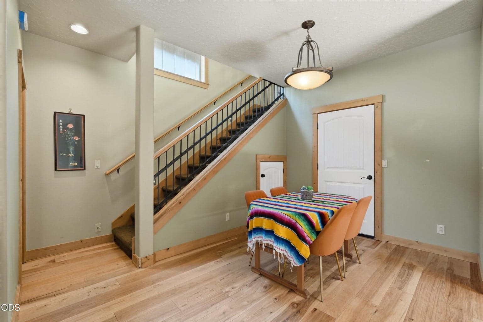 Photo of 61390 Merriewood Court 6 of 34
