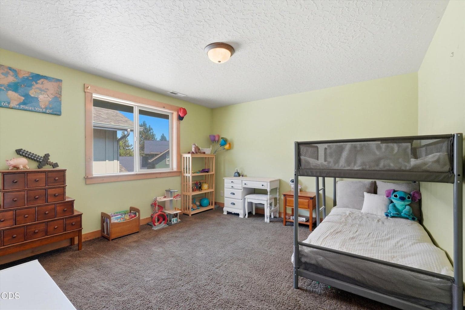 Photo of 61390 Merriewood Court 17 of 34