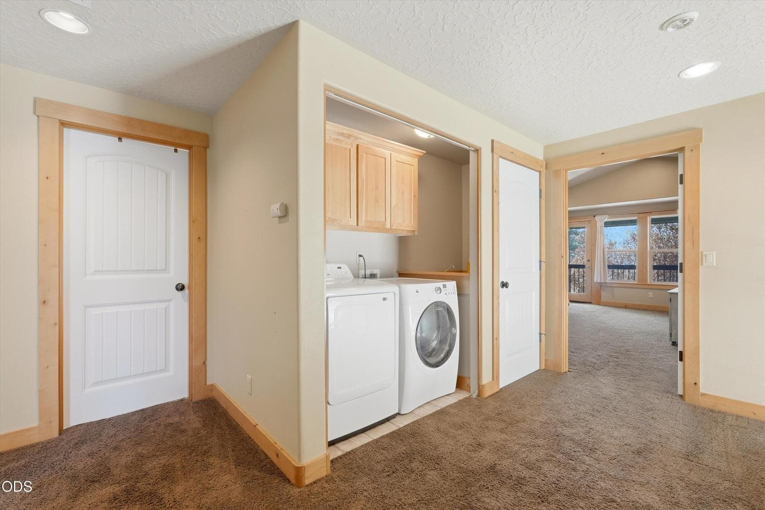 Photo of 61390 Merriewood Court 21 of 34