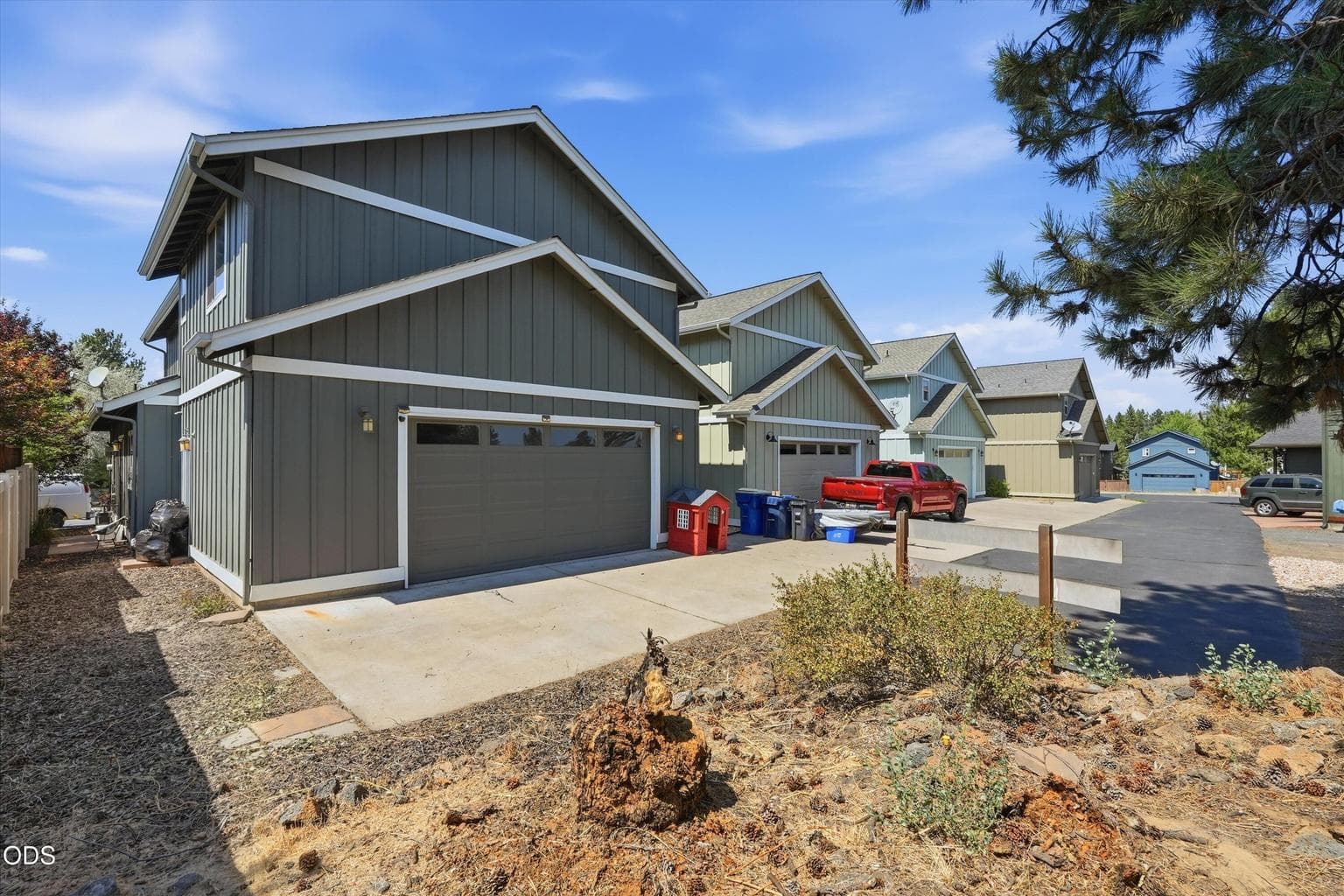 Photo of 61390 Merriewood Court 26 of 34