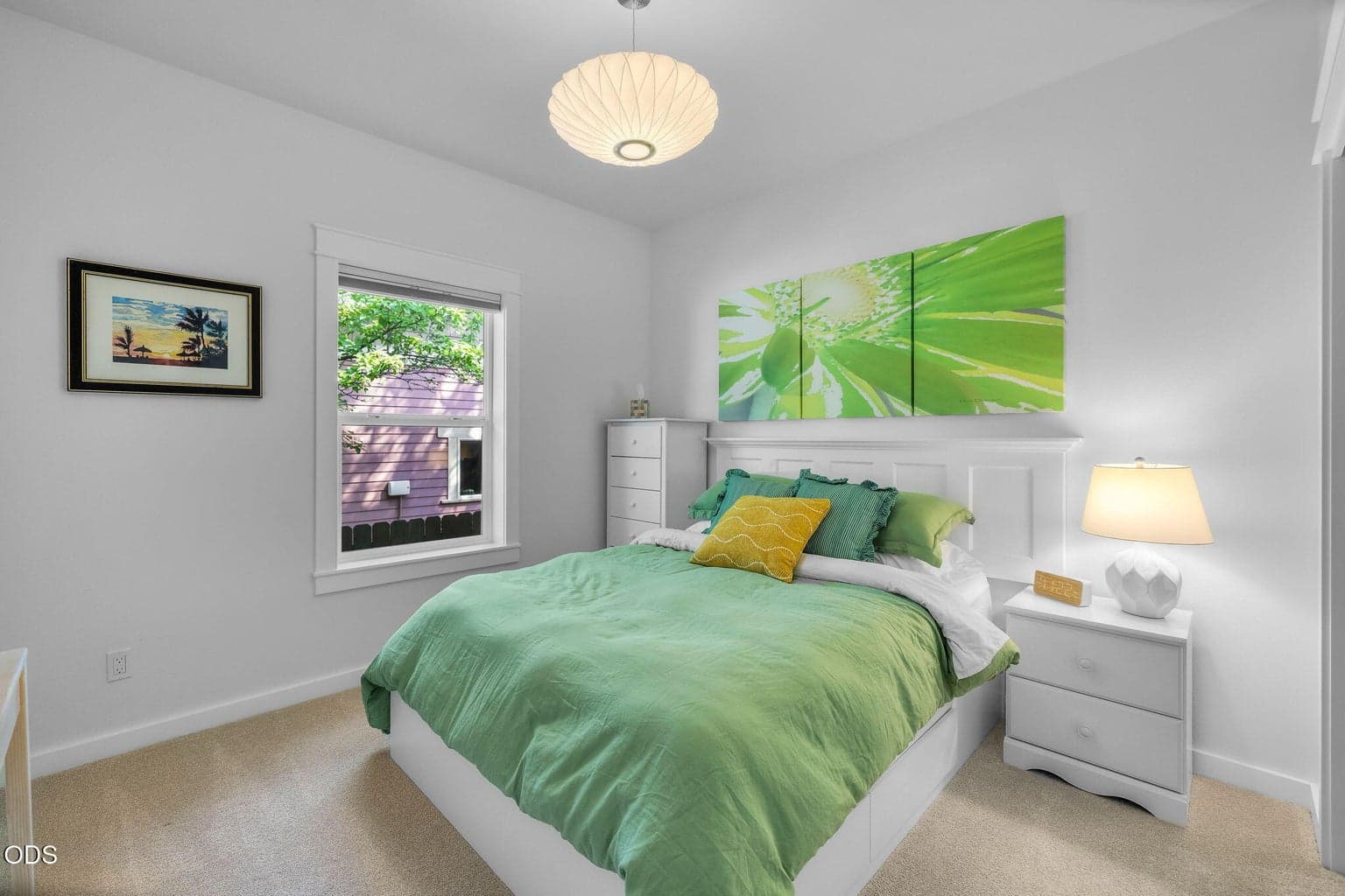Photo of 762 NW Mount Washington Drive 18 of 32