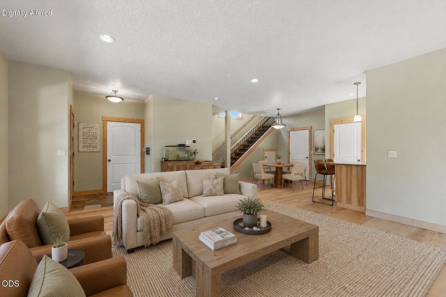 Photo of 61390 Merriewood Court 3 of 34