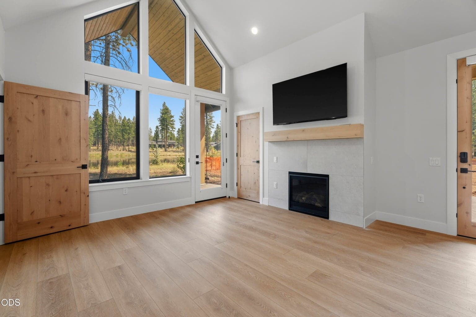 Photo of 56441 Elk Run Drive 25 of 34