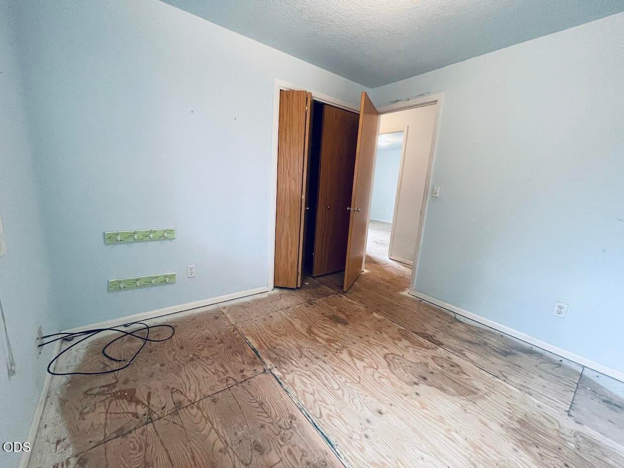 Photo of 2026 NE Hall Circle 22 of 35