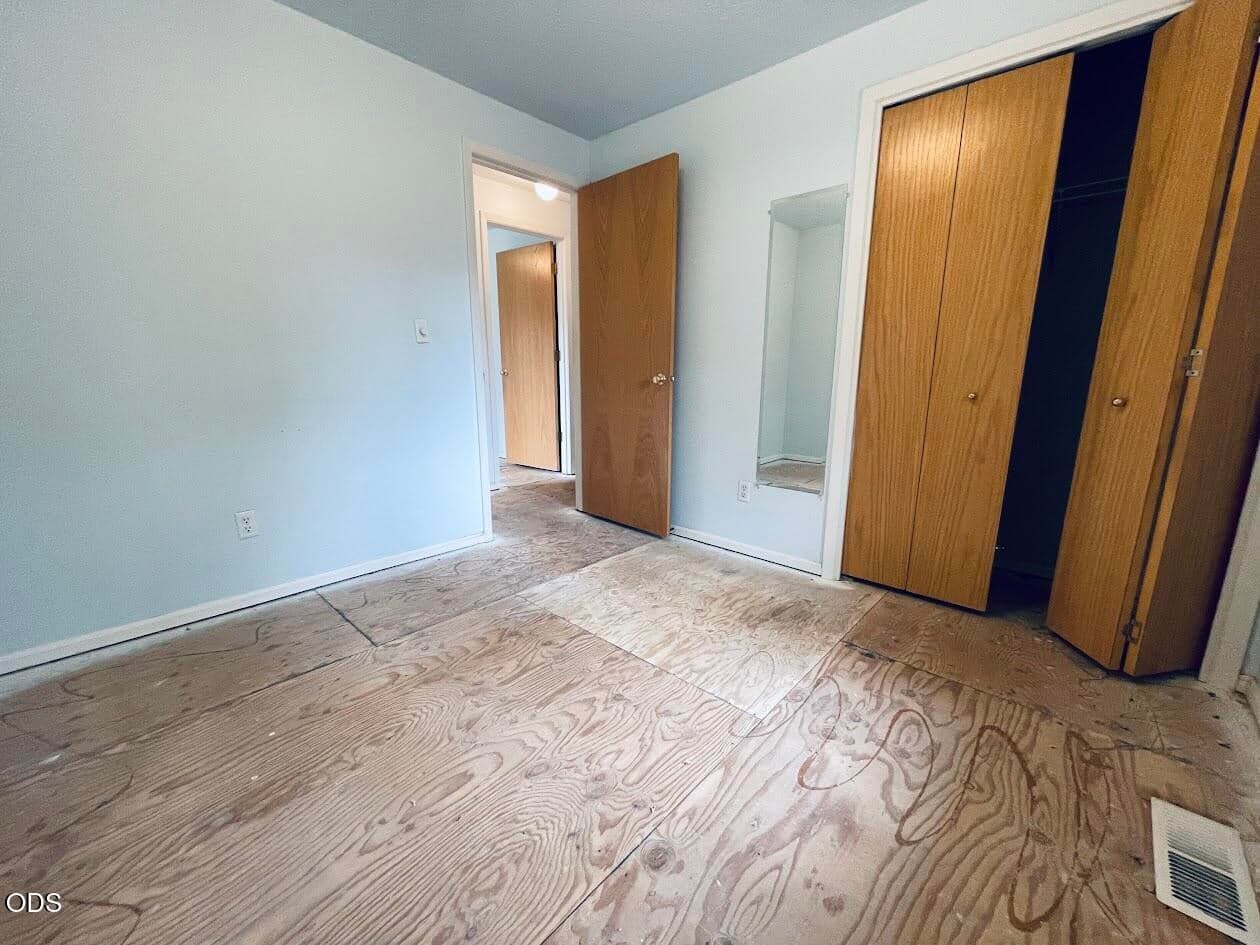 Photo of 2026 NE Hall Circle 20 of 35