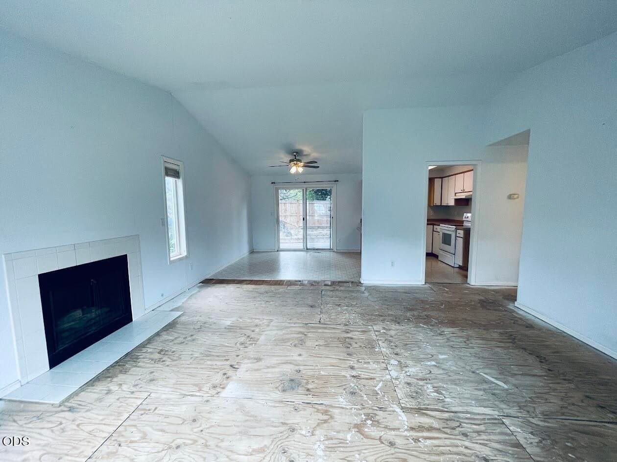 Photo of 2026 NE Hall Circle 8 of 35