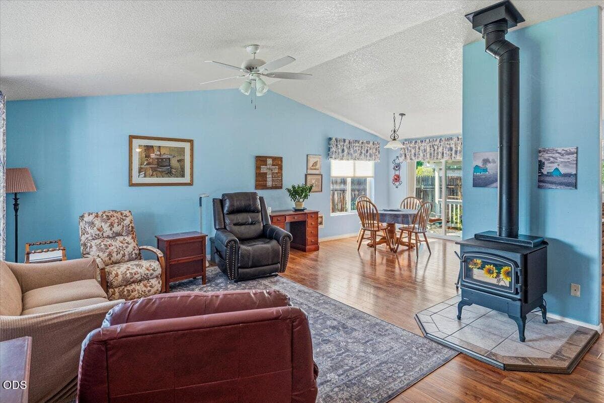 Photo of 2271 Cherry Loop 5 of 48