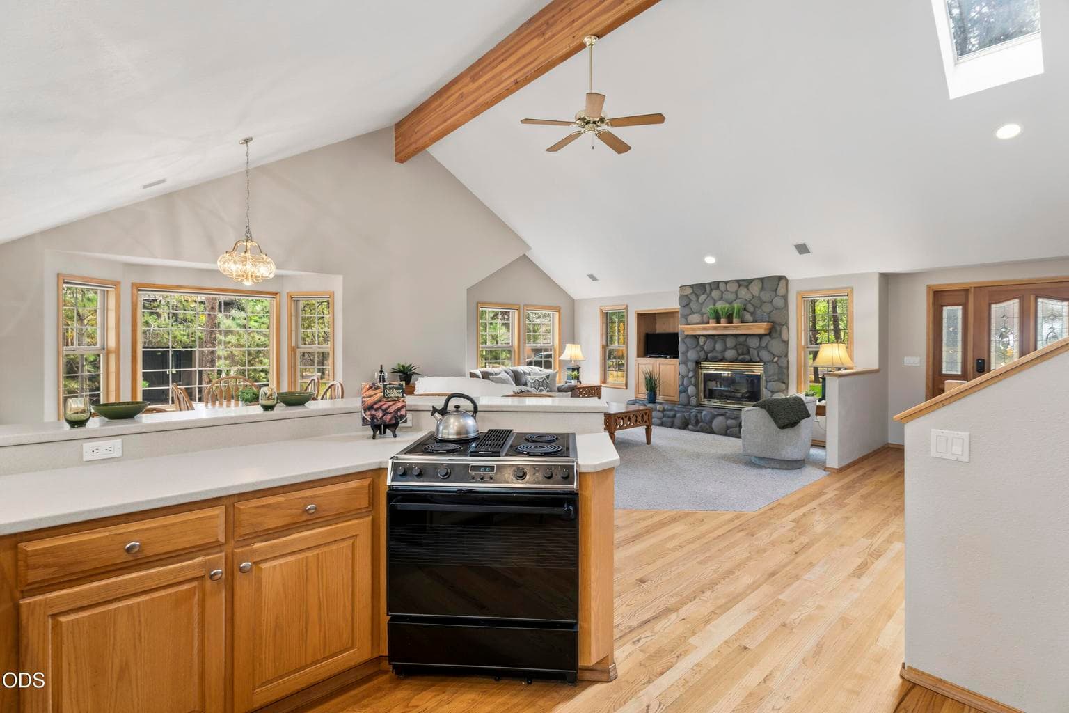 Photo of 17900 Red Cedar Lane 16 of 24