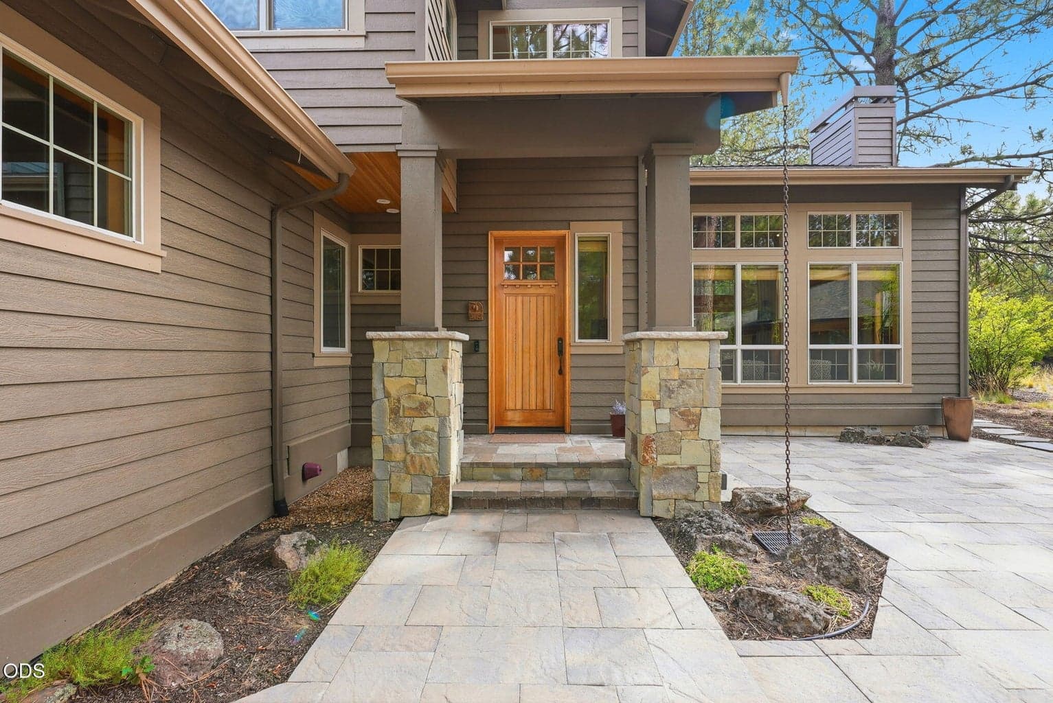 Photo of 17926 Foursome Lane 5 of 46