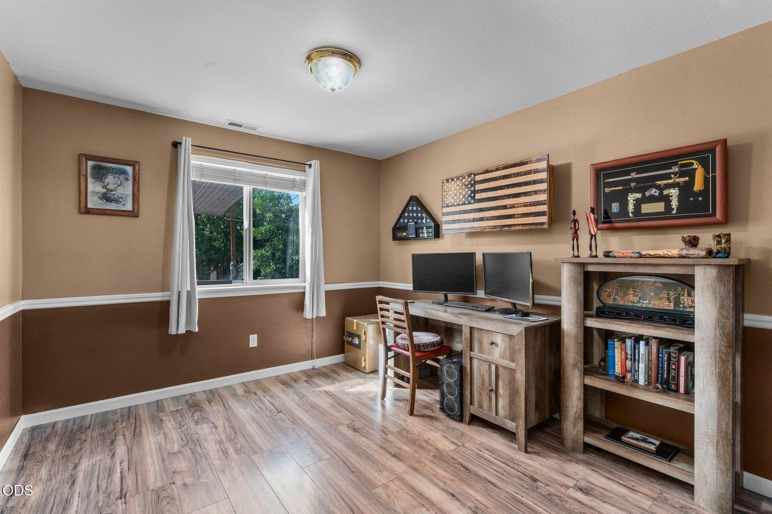 Photo of 3238 SW Lava Avenue 12 of 35