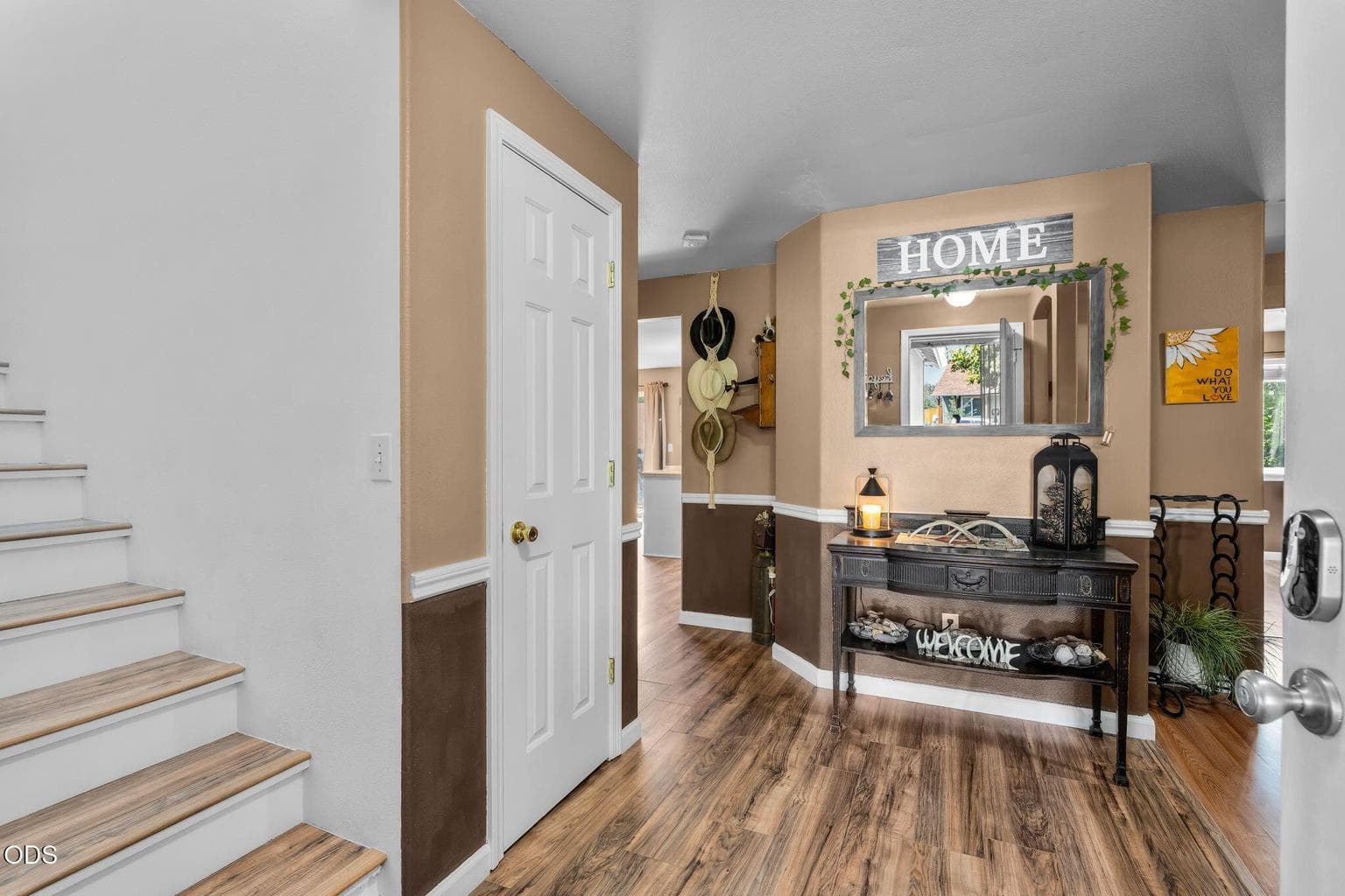 Photo of 3238 SW Lava Avenue 19 of 35