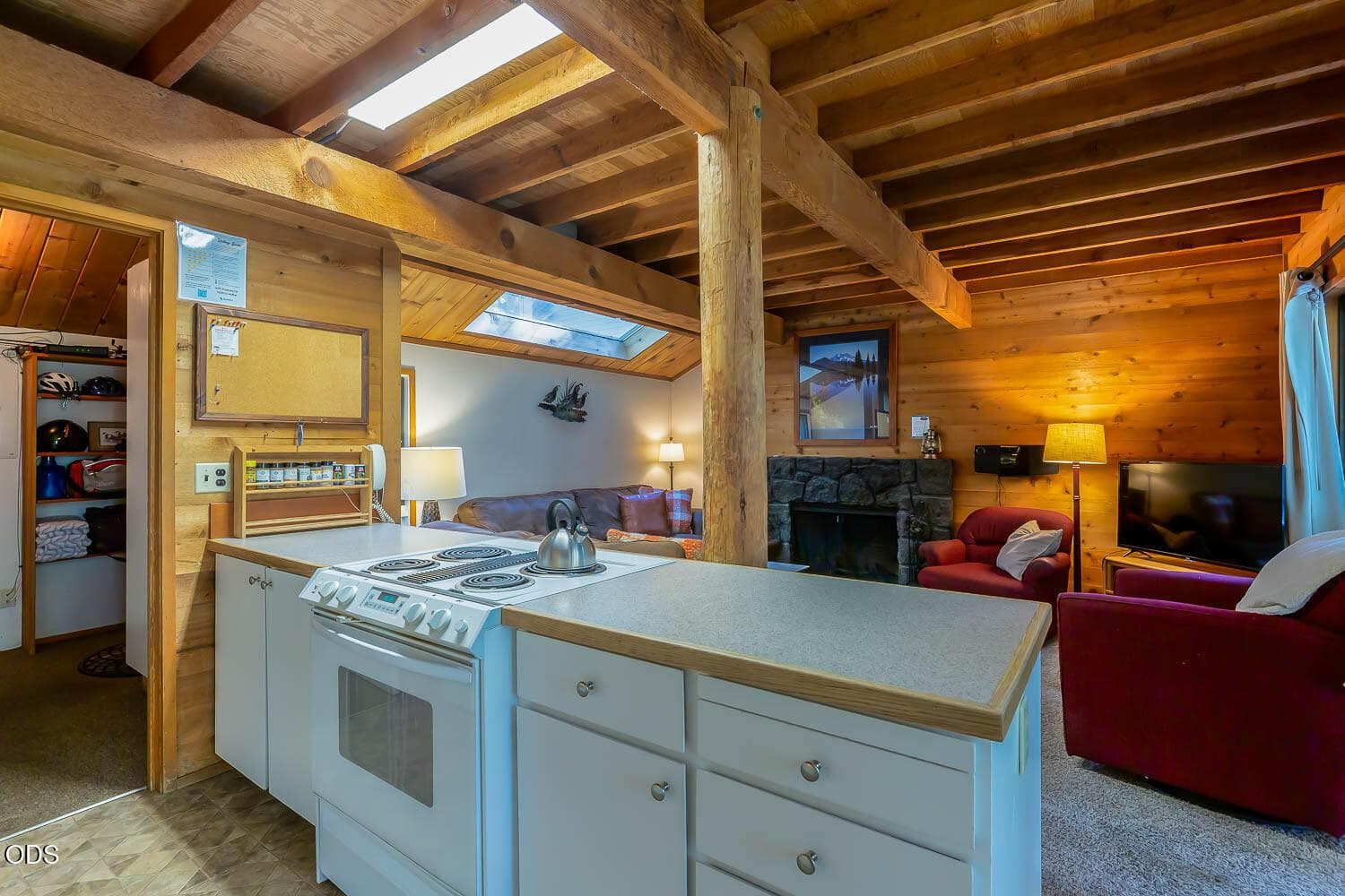 Photo of 57525 Ranch Cabins Road 4 of 30