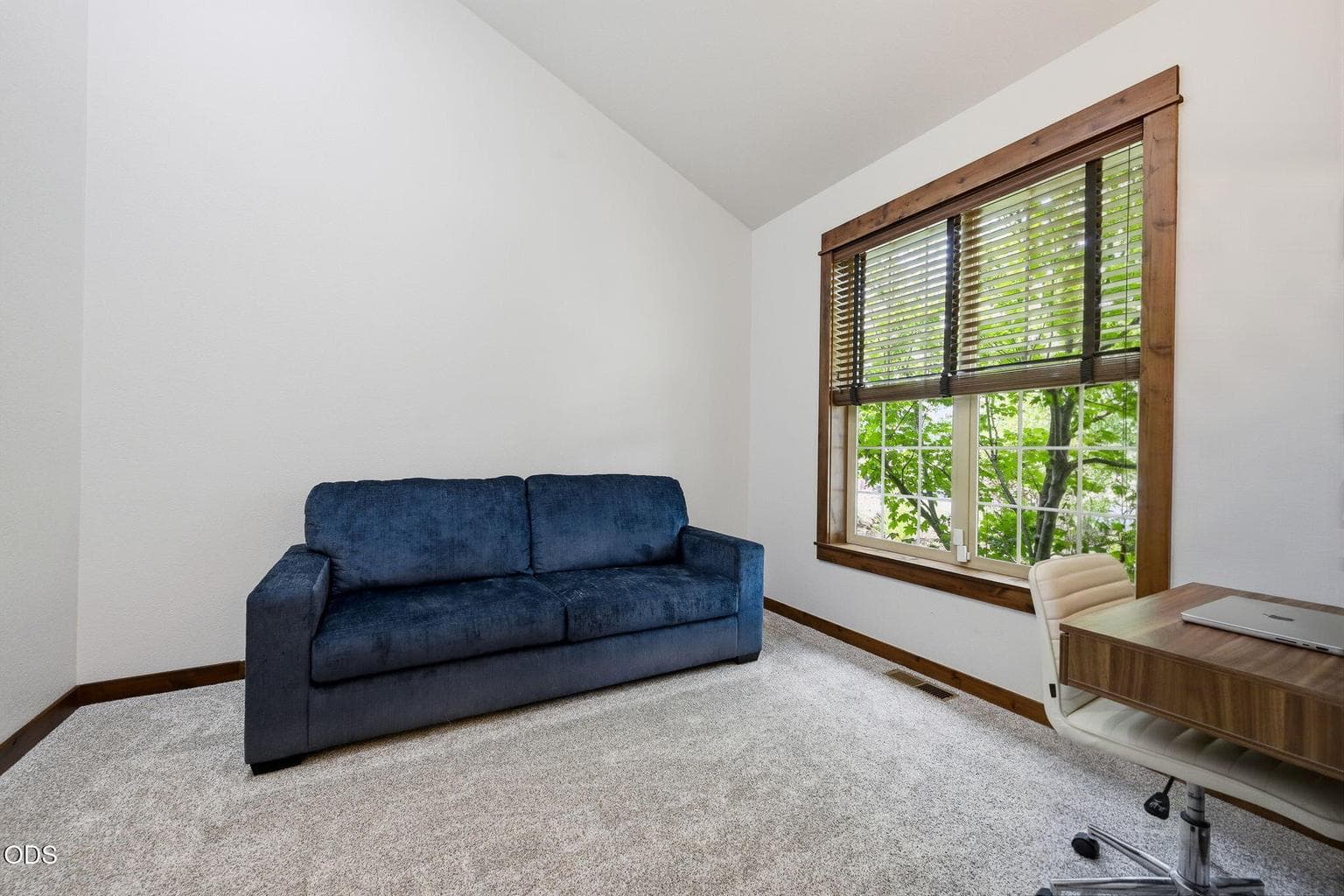 Photo of 60826 Whitney Place 7 of 54