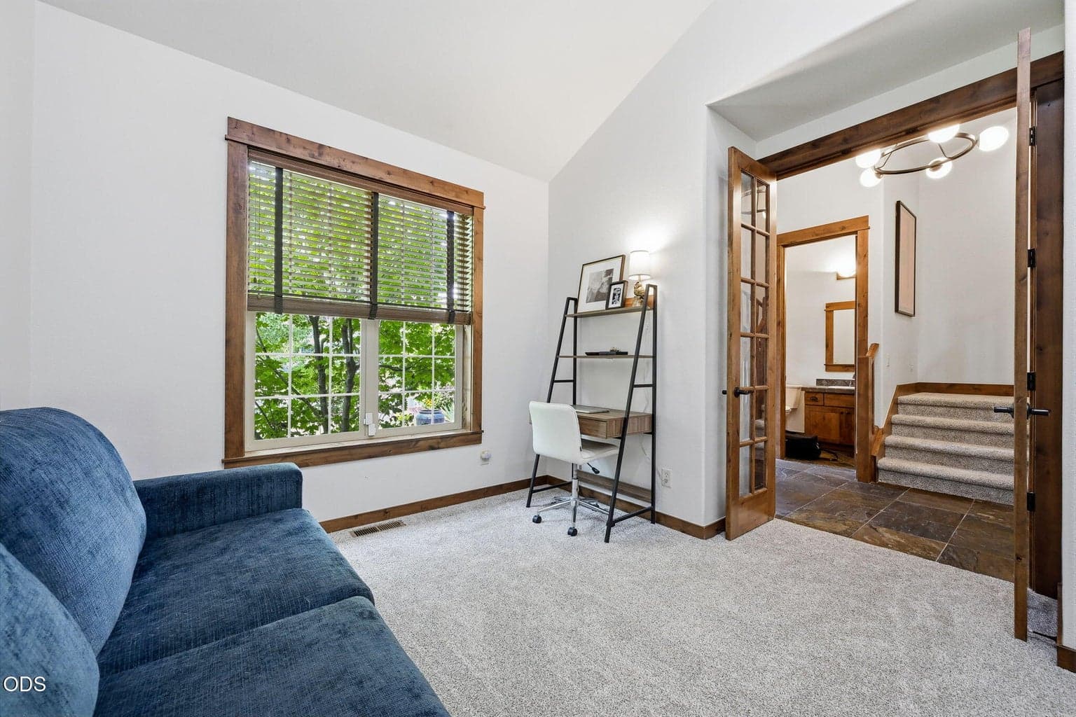 Photo of 60826 Whitney Place 8 of 54