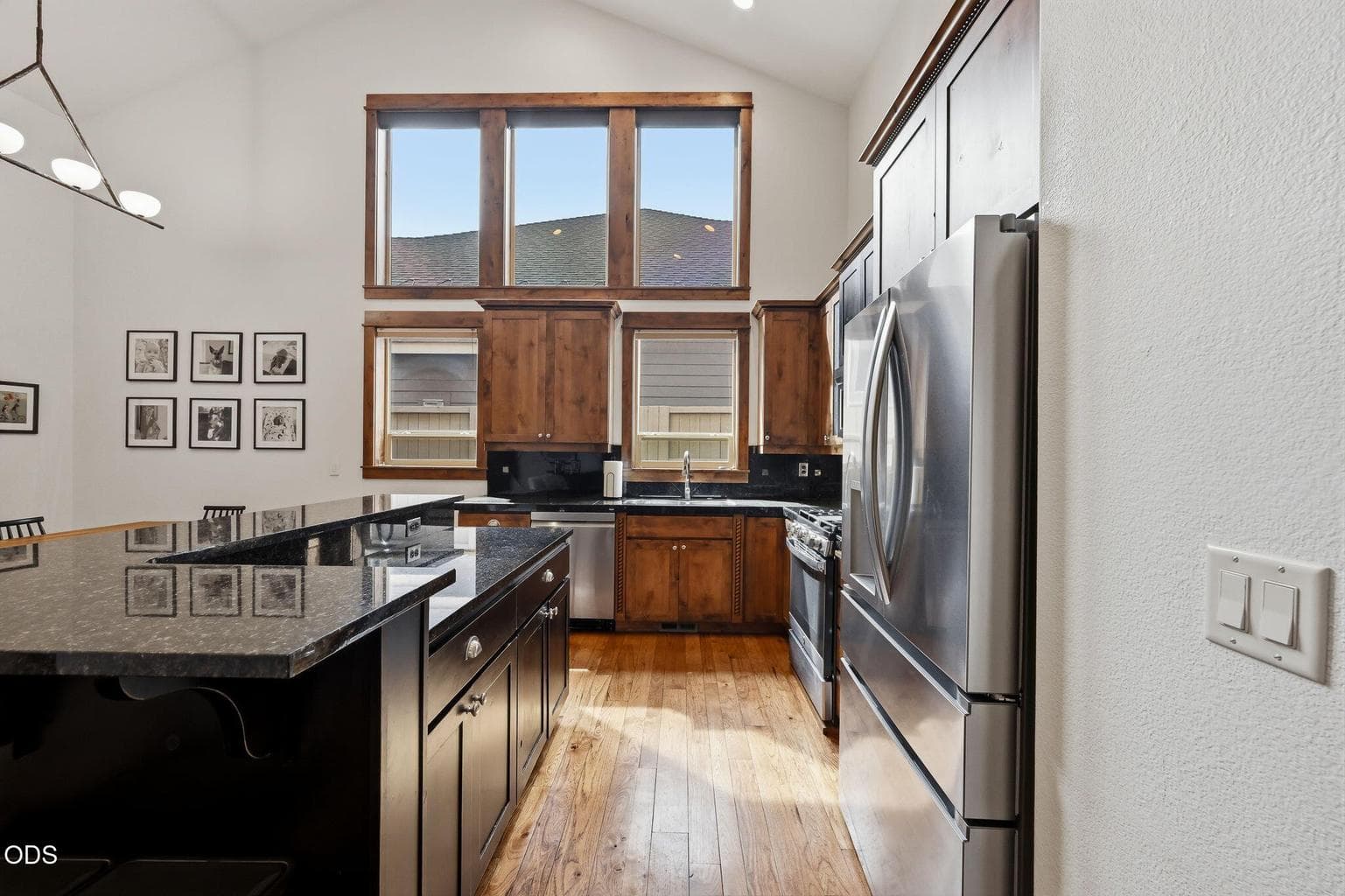 Photo of 60826 Whitney Place 14 of 54