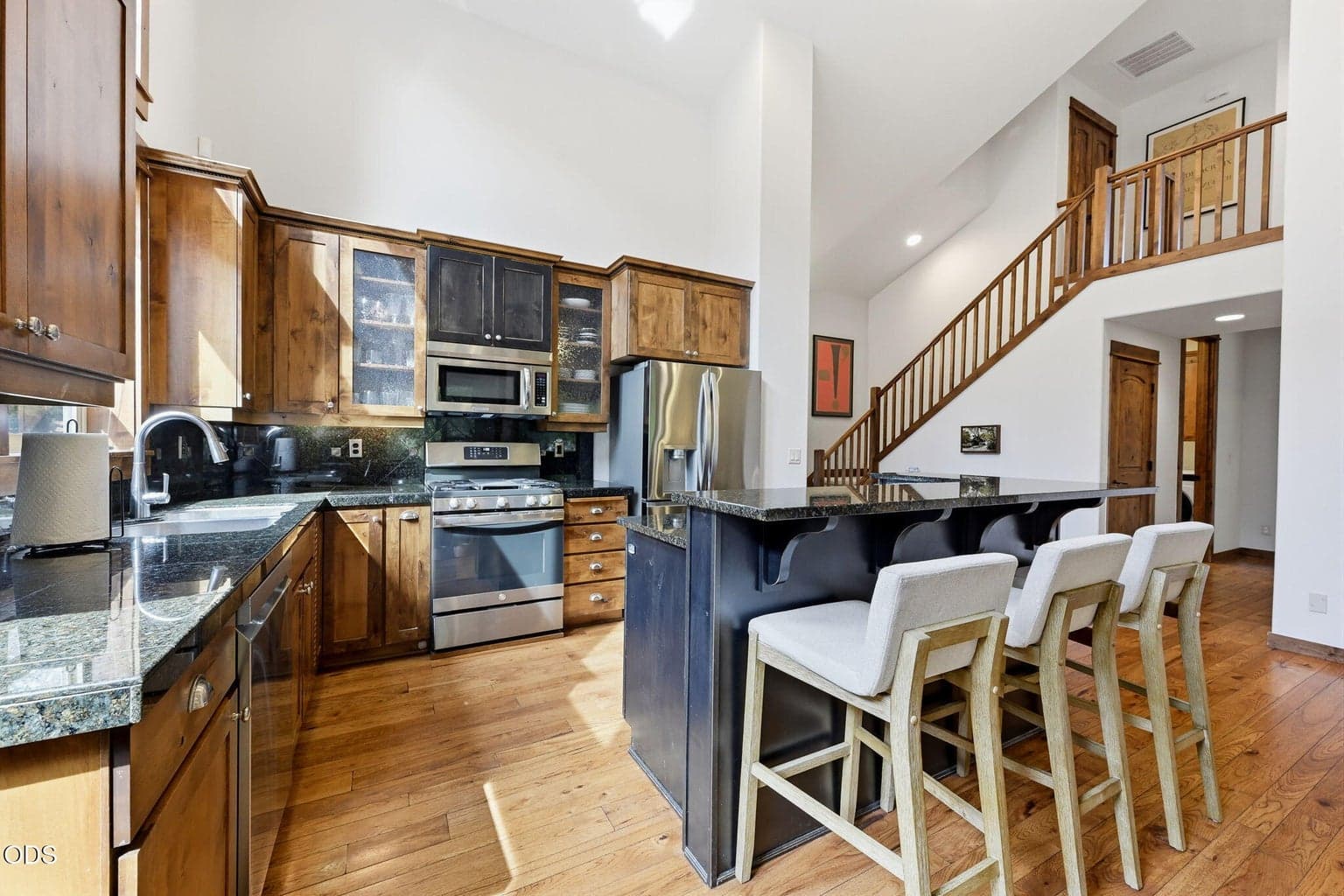 Photo of 60826 Whitney Place 15 of 54