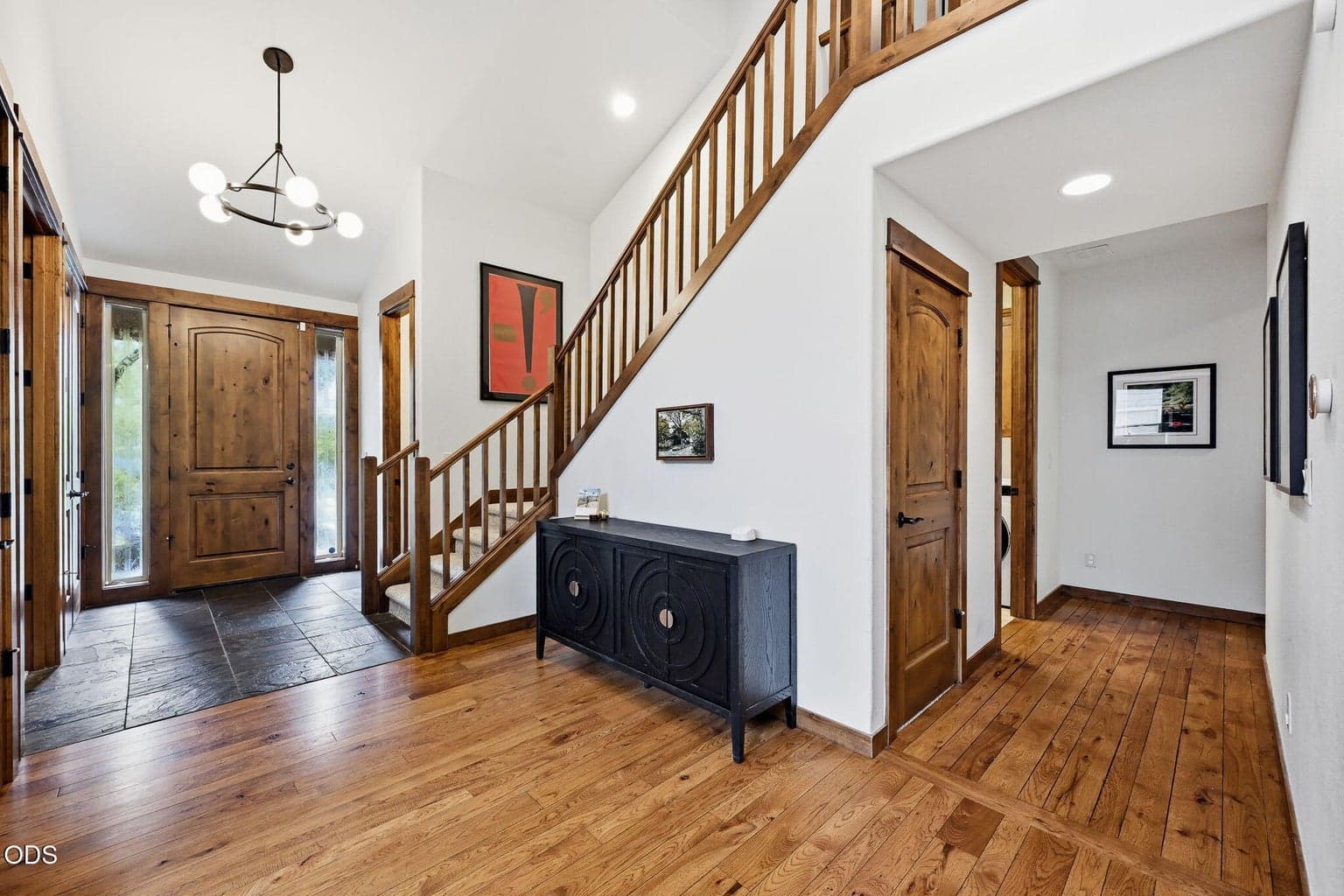 Photo of 60826 Whitney Place 19 of 54