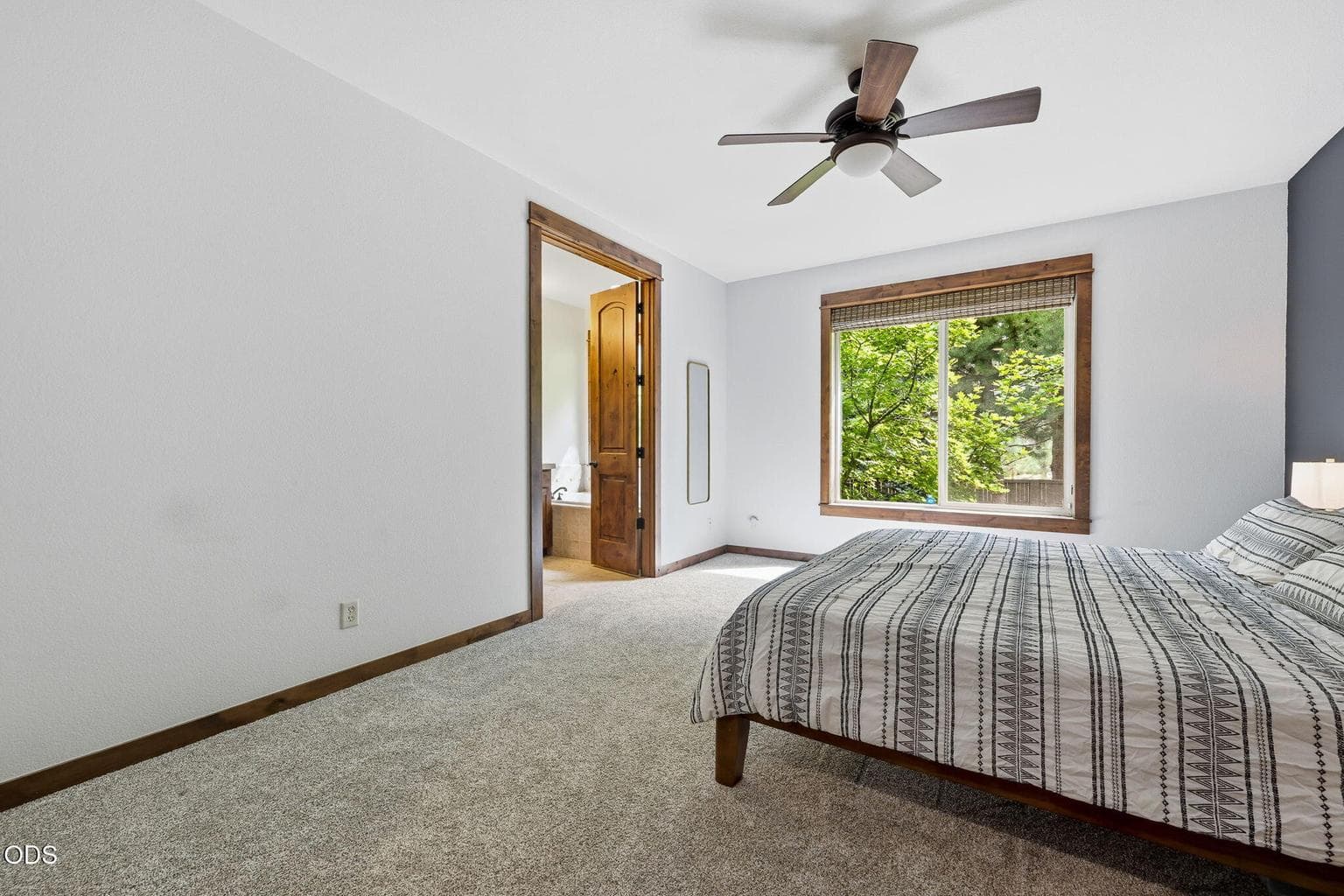 Photo of 60826 Whitney Place 23 of 54