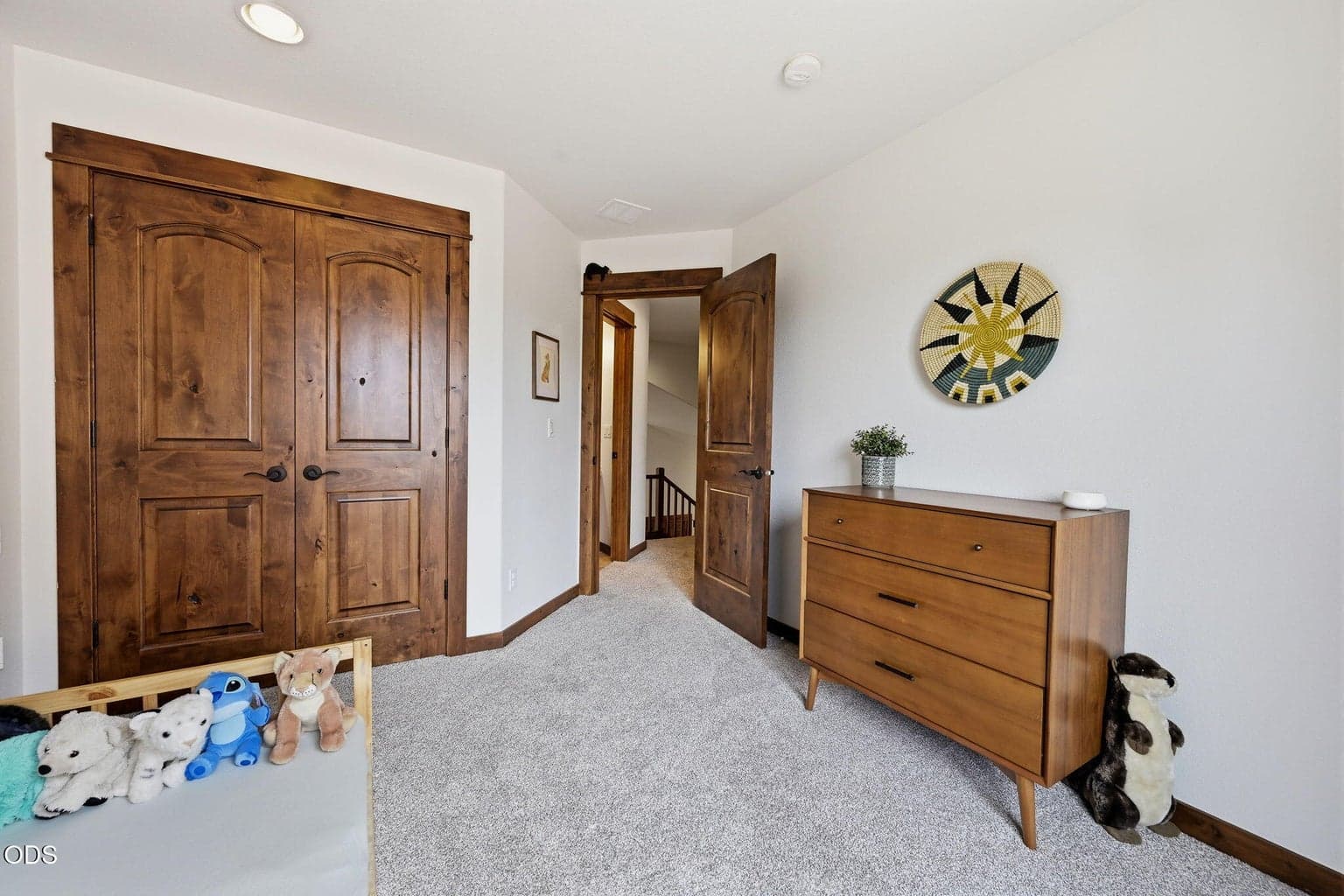 Photo of 60826 Whitney Place 29 of 54