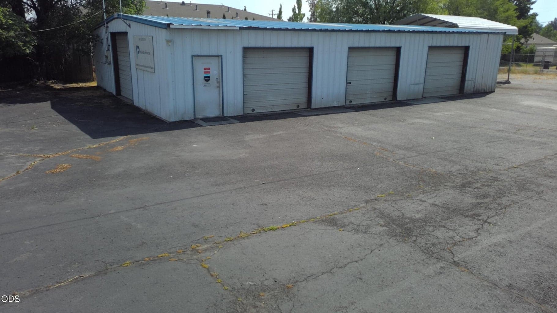 Photo of 1123 6th Street 3 of 4