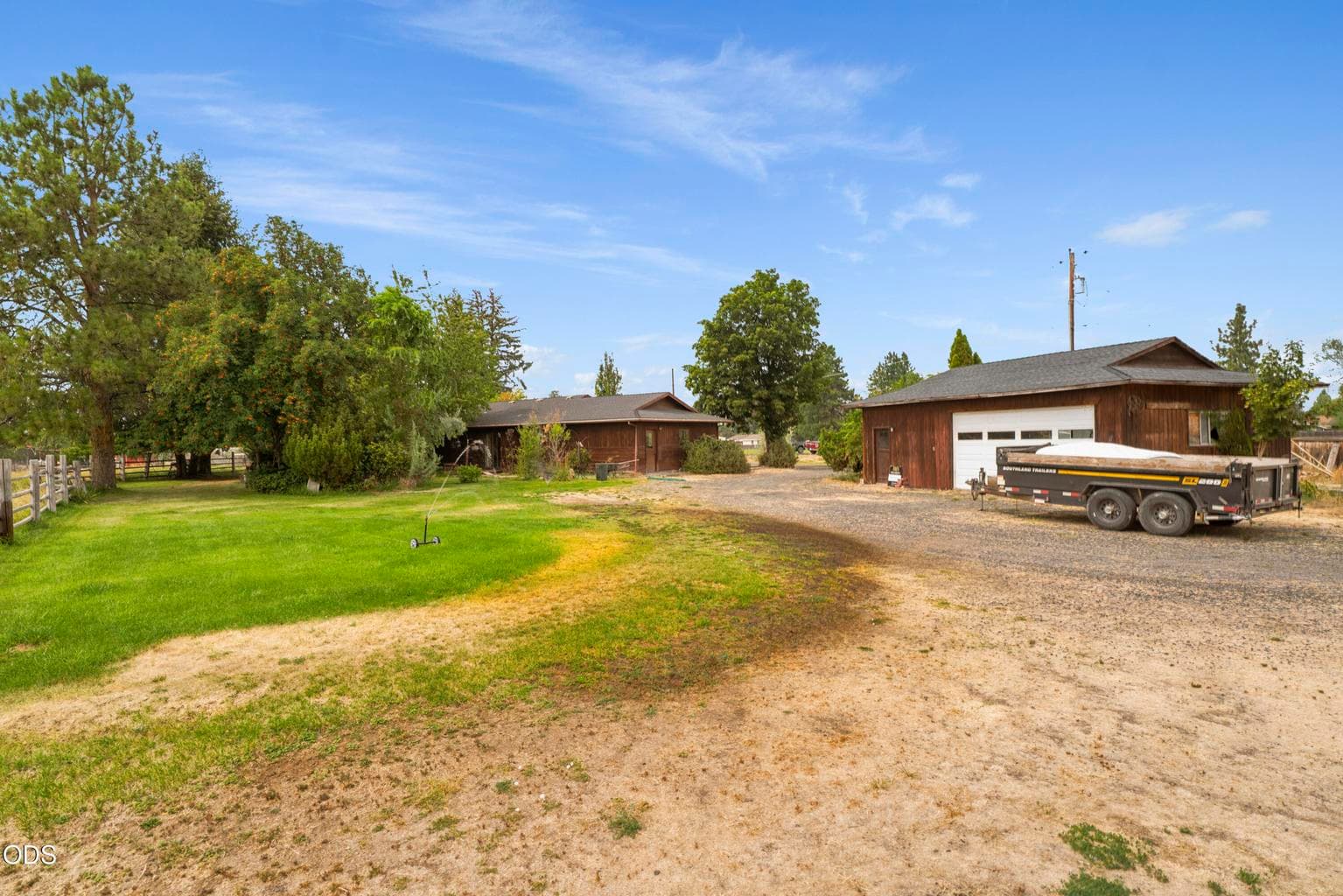 Photo of 566 NW Reata 26 of 35