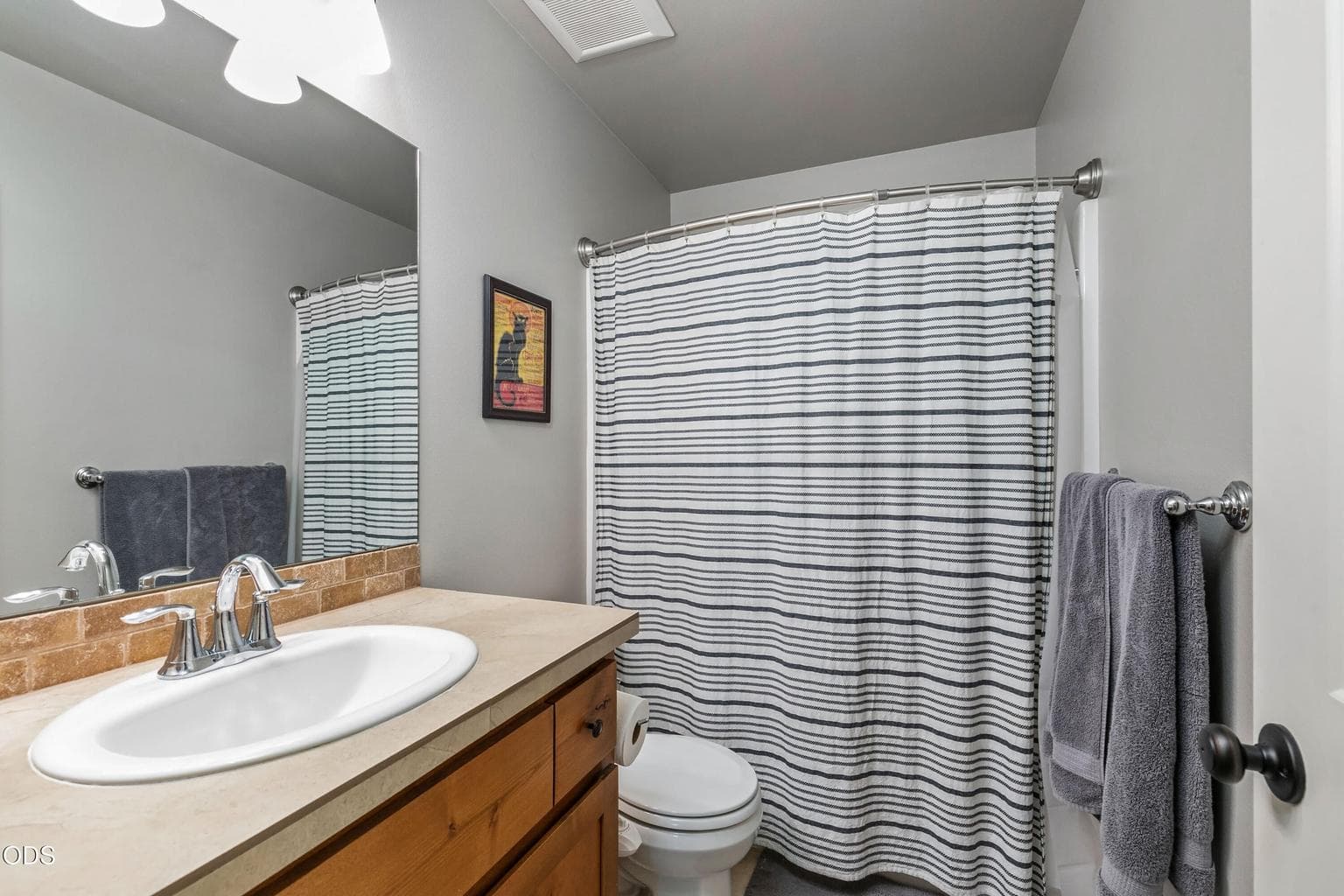 Photo of 2820 NE Aldrich Avenue 16 of 25