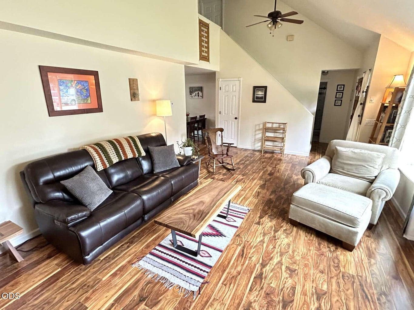 Photo of 2923 Deborah Court 2 of 15