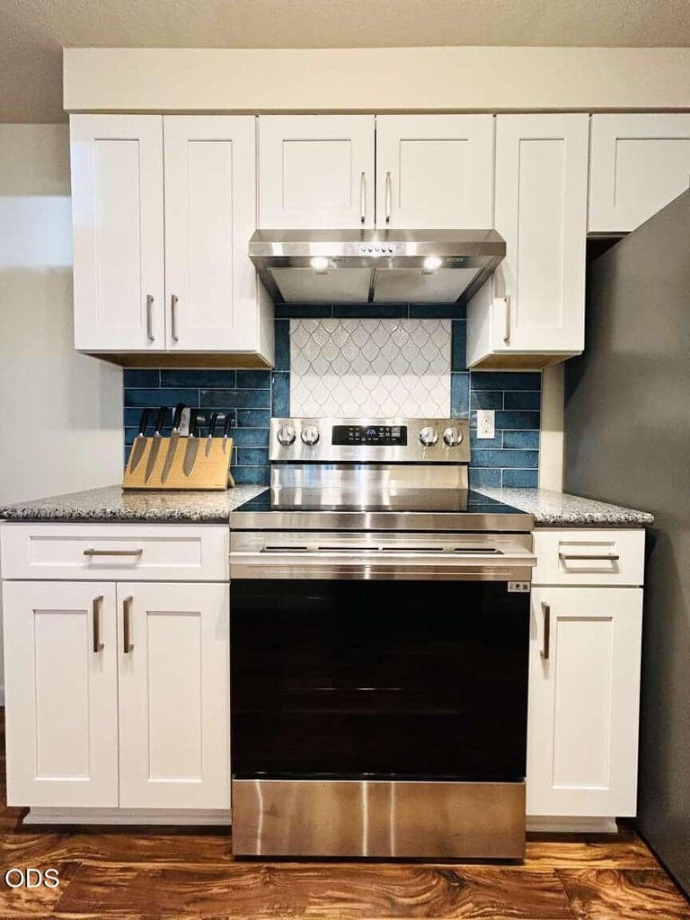 Photo of 2923 Deborah Court 5 of 15