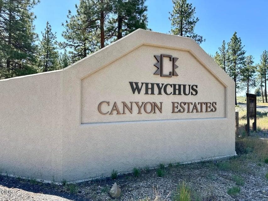 Photo of 17127 Mountain View Road 19 of 20