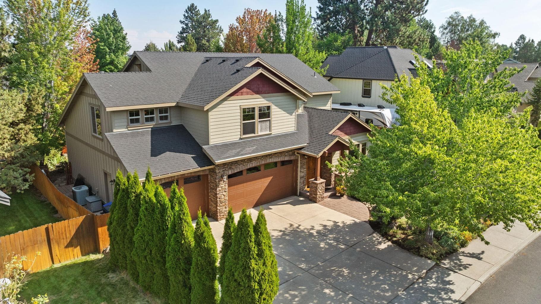 Photo of 20960 Gardenia Avenue 2 of 56