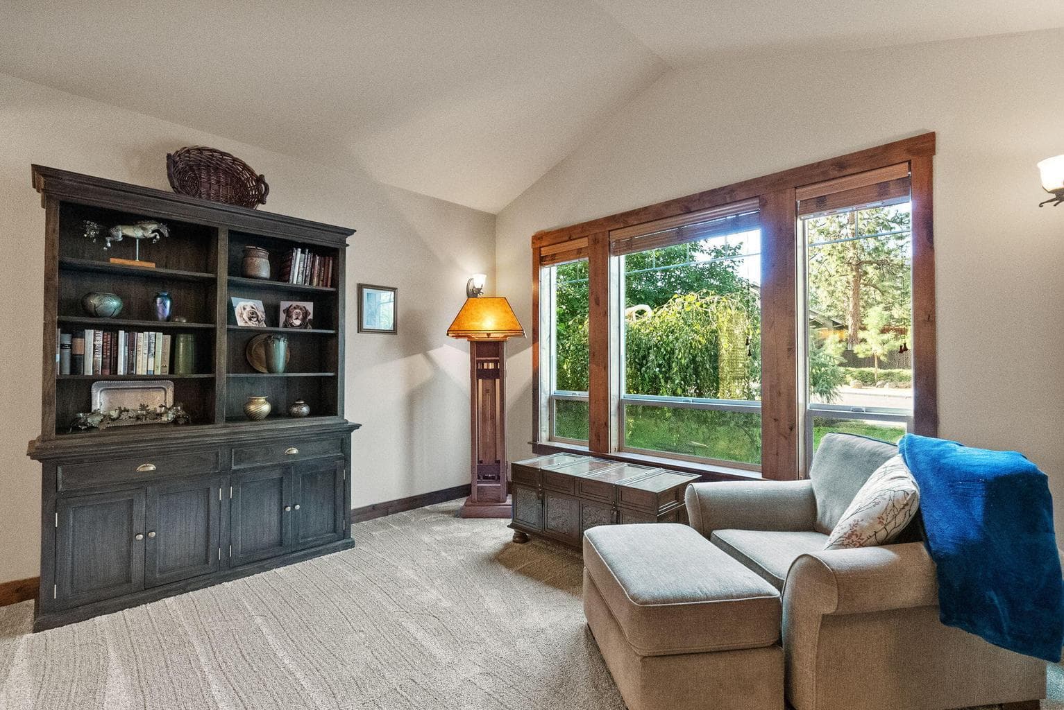 Photo of 20960 Gardenia Avenue 5 of 56