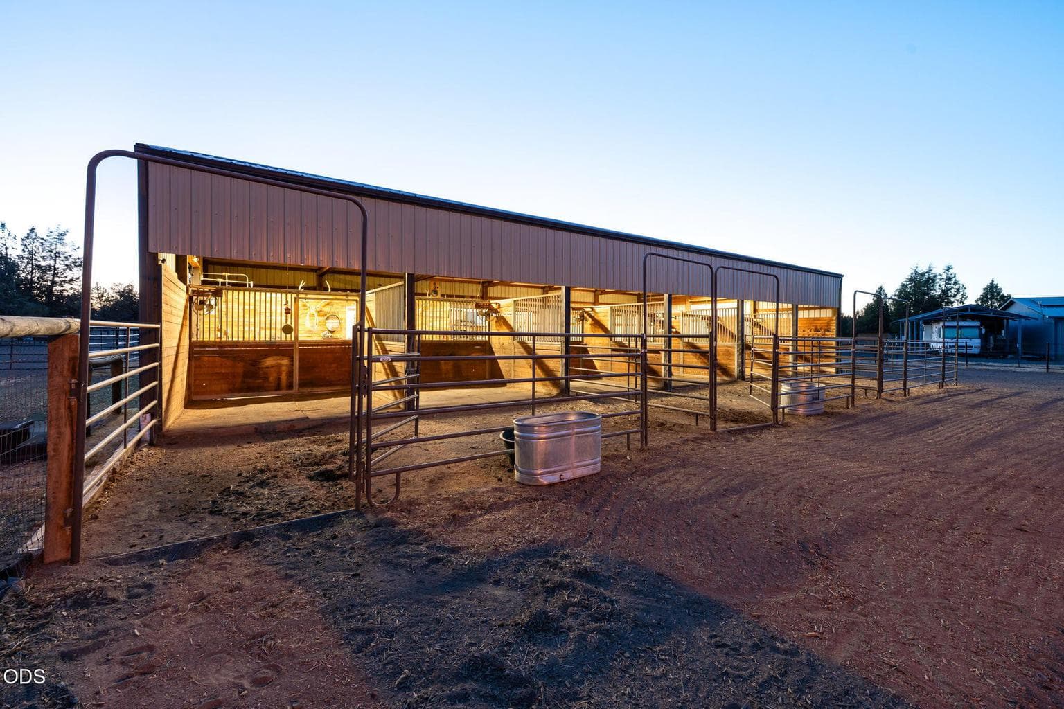 Photo of 13714 SW Chipmunk Road 30 of 44