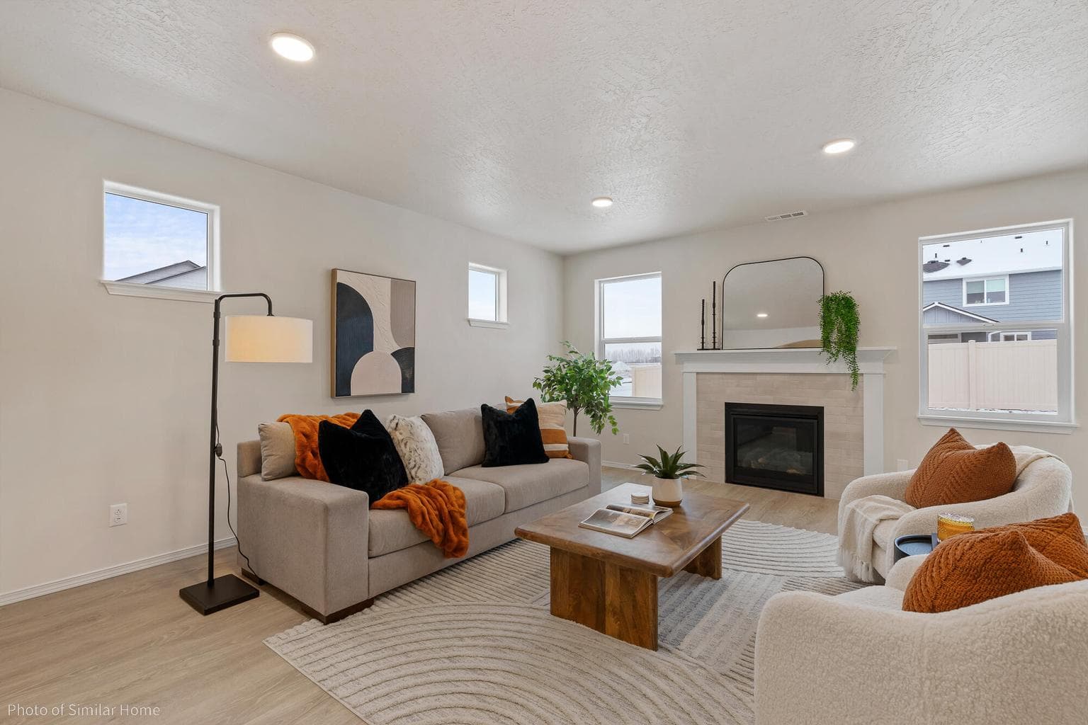 Photo of 61059 Give Place 2 of 8