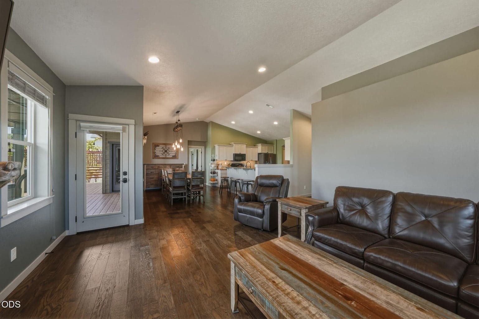 Photo of 2440 SW 43rd Place 12 of 55