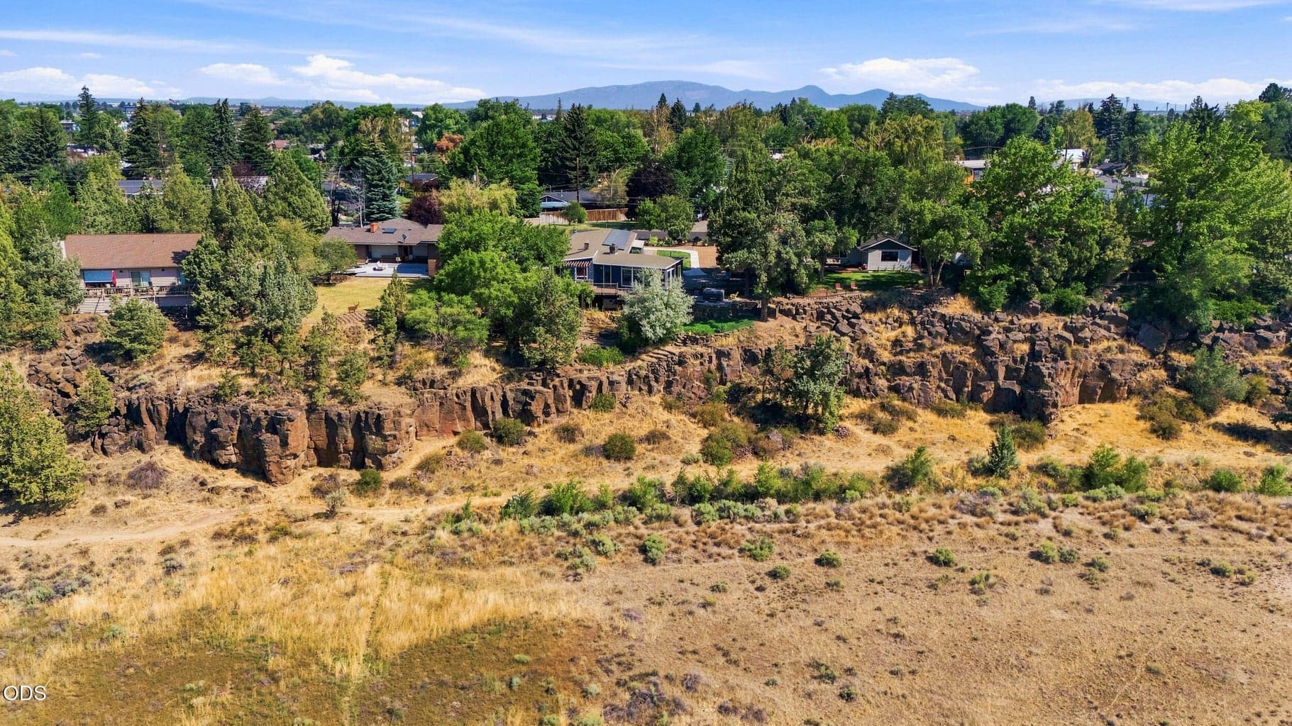 Photo of 655 NW Canyon Drive 44 of 48