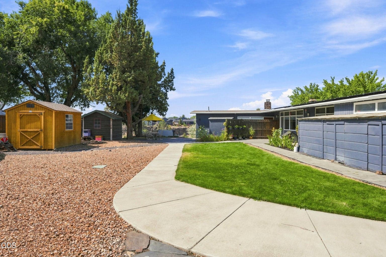 Photo of 655 NW Canyon Drive 38 of 48