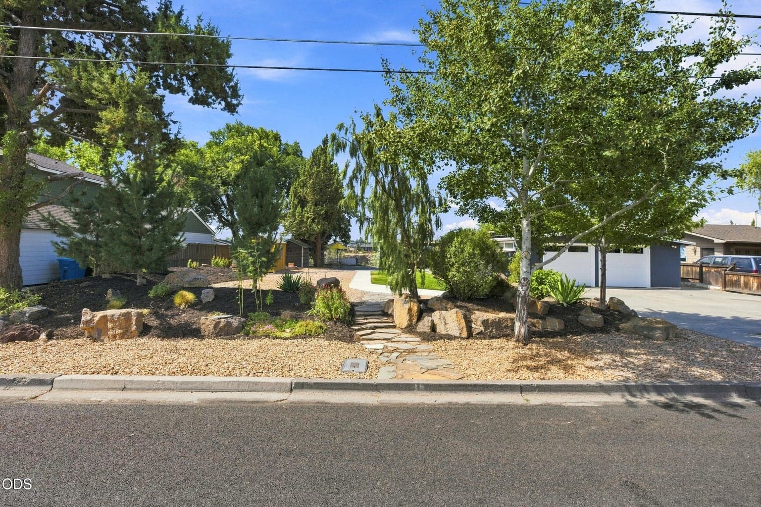 Photo of 655 NW Canyon Drive 40 of 48