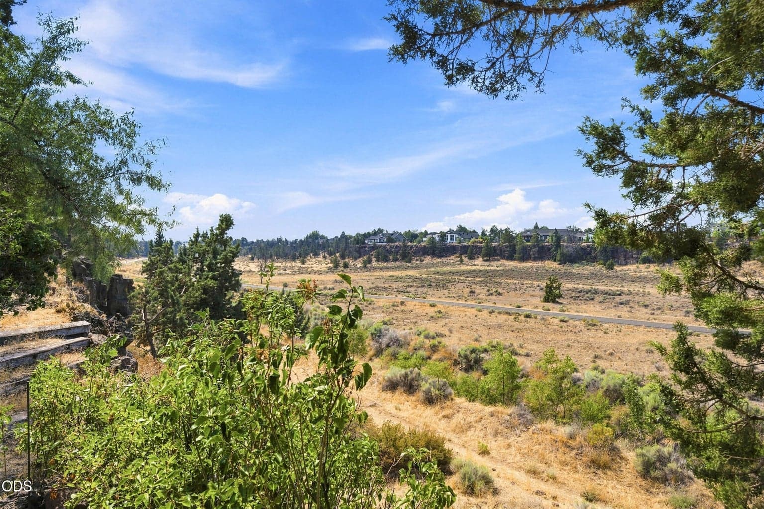 Photo of 655 NW Canyon Drive 32 of 48