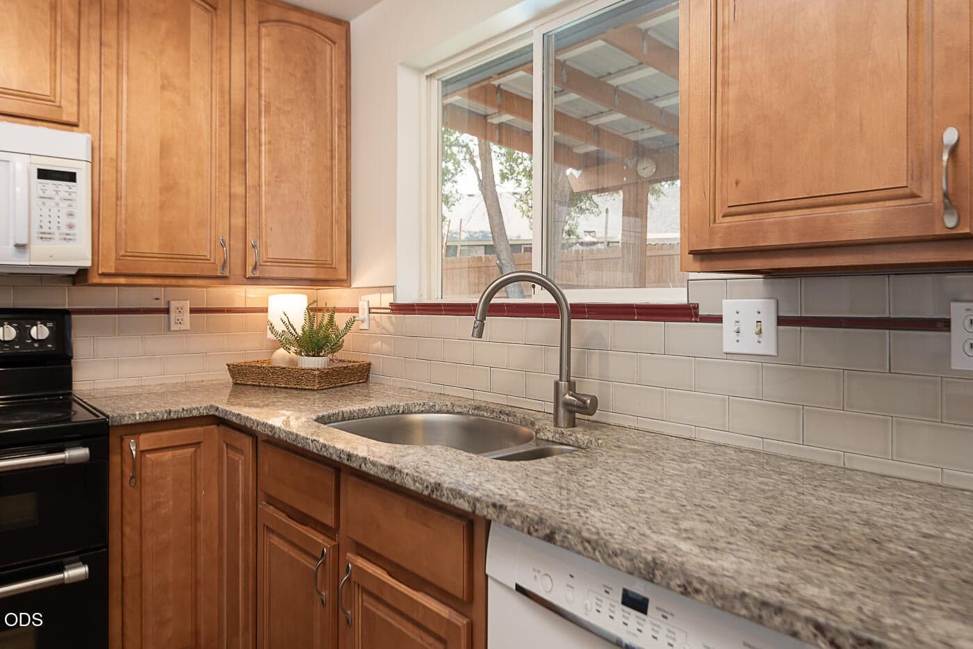 Photo of 2225 SW 30th Court 16 of 24