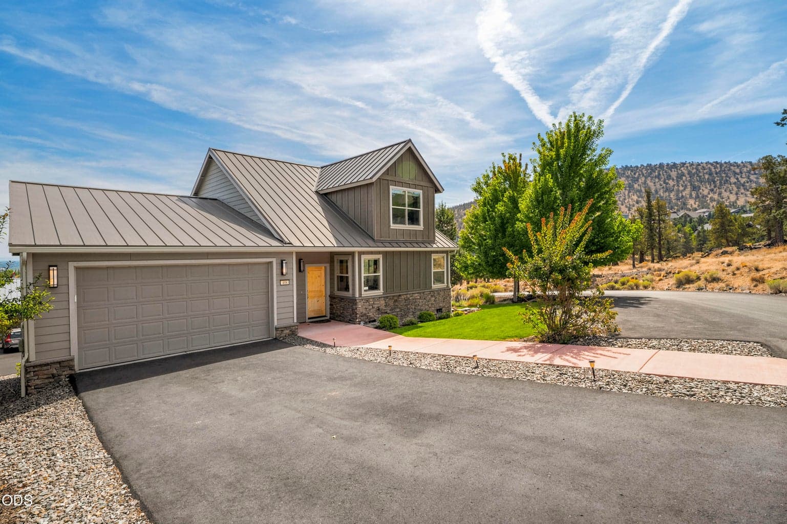 Photo of 408 Parks Loop 2 of 68