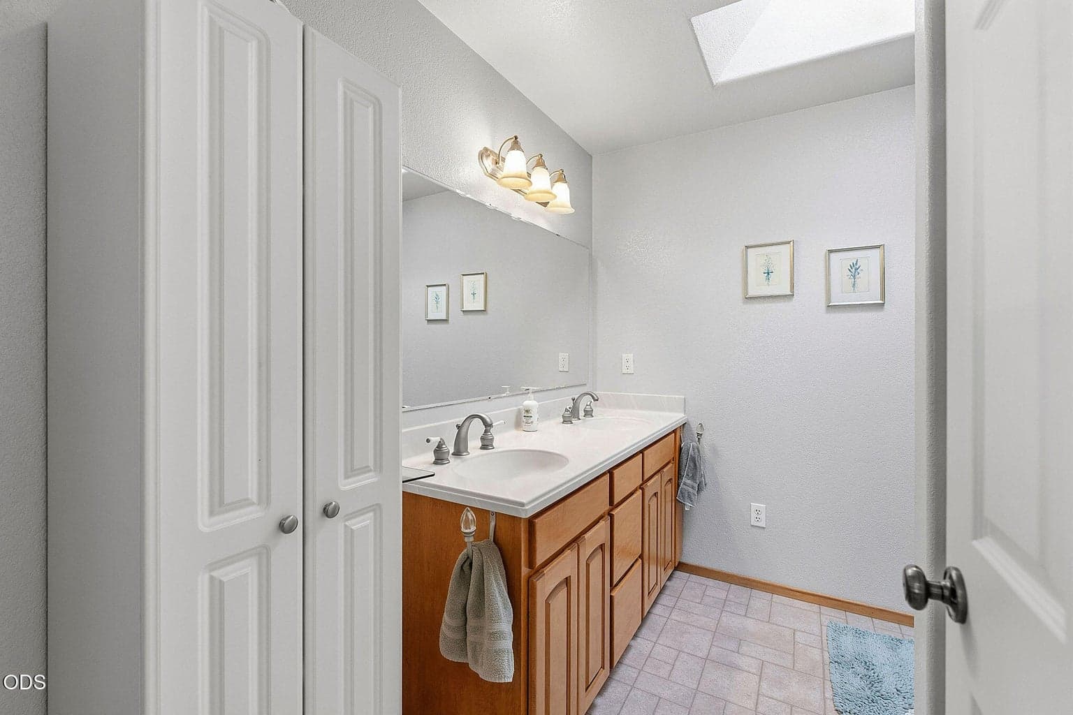 Photo of 1604 S Adams Drive 17 of 42