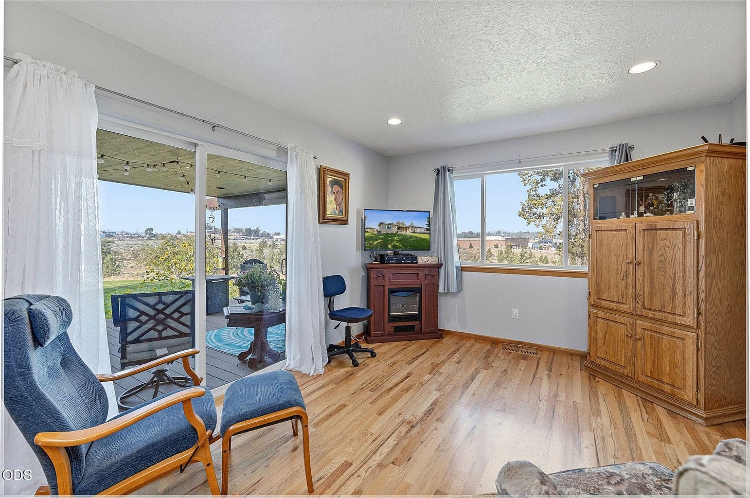 Photo of 1604 S Adams Drive 15 of 42