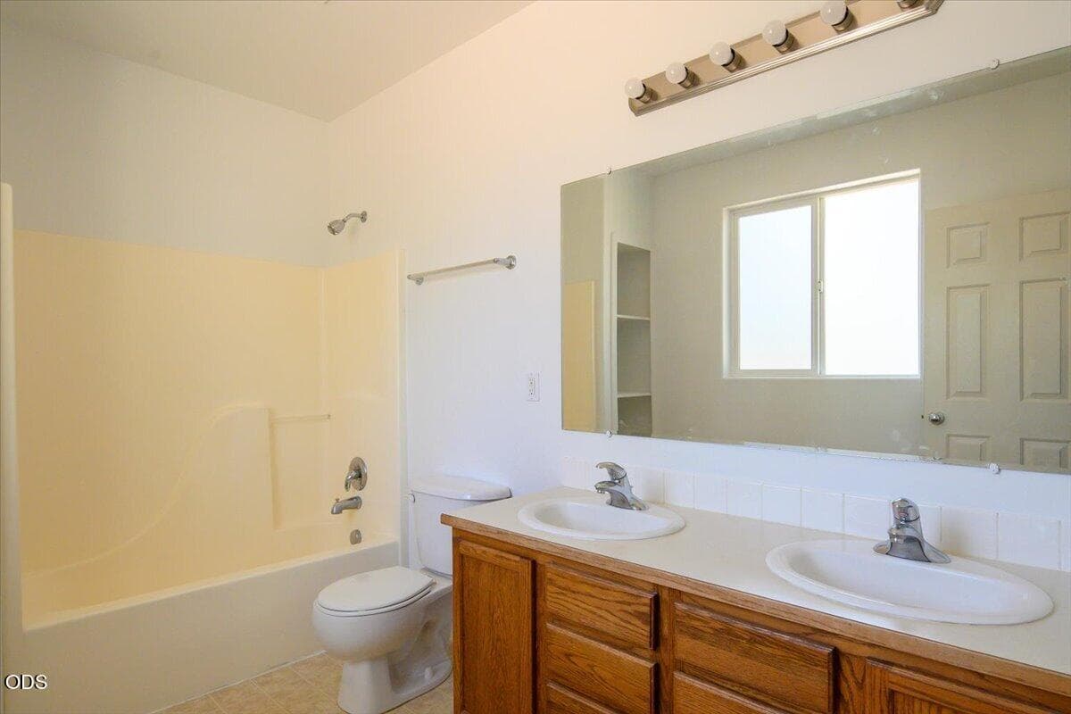 Photo of 61095 Honkers Court 13 of 30