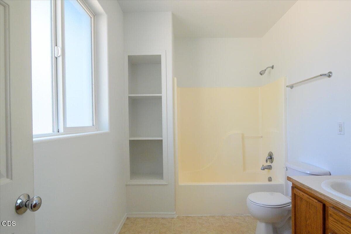 Photo of 61095 Honkers Court 14 of 30