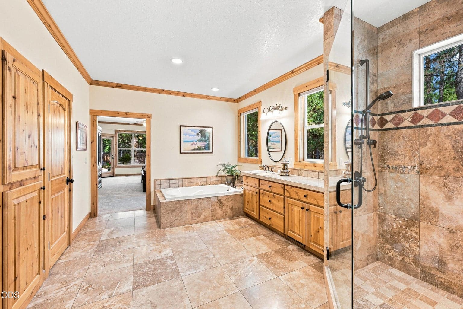 Primary Bath En Suite