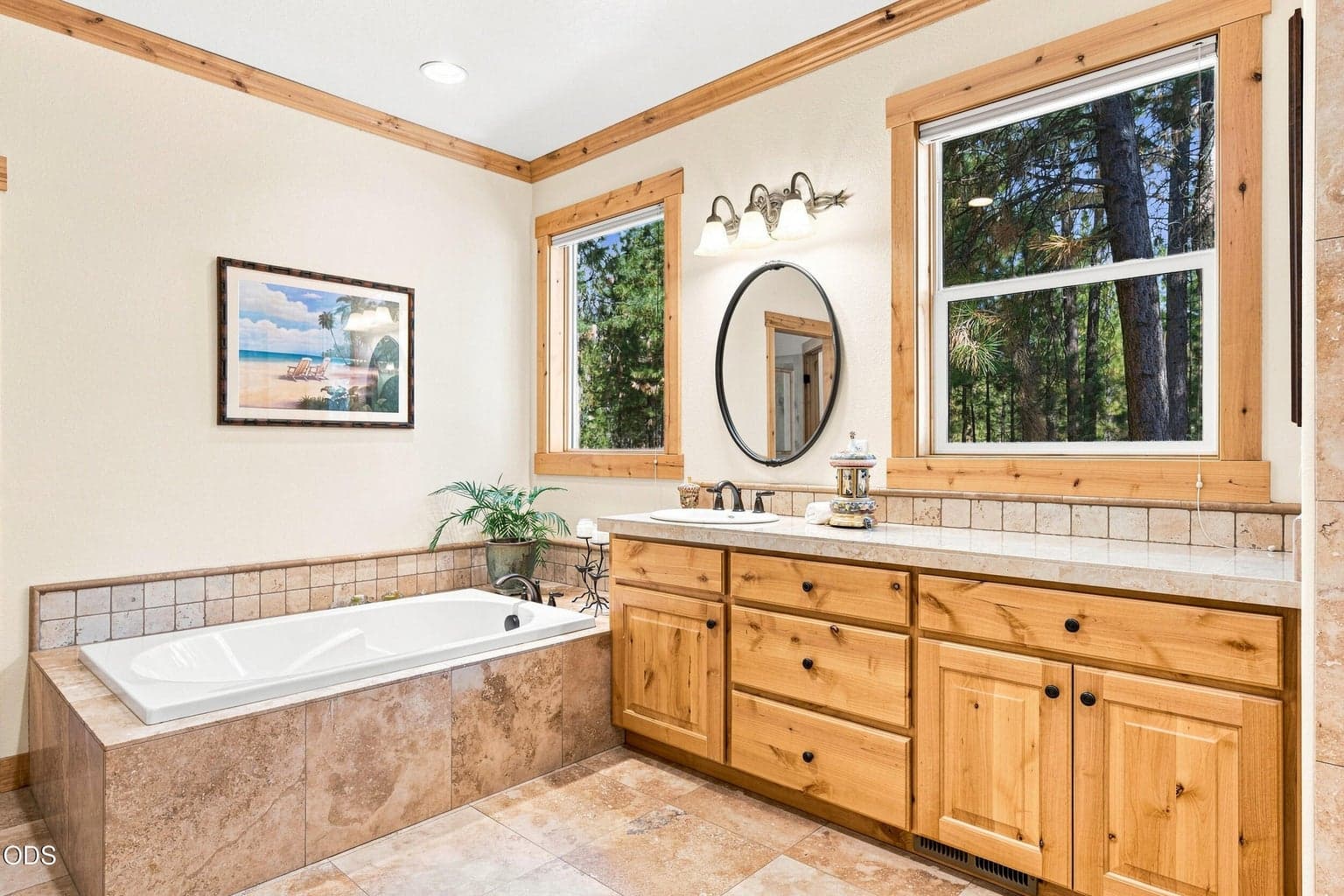 Primary Bath En Suite