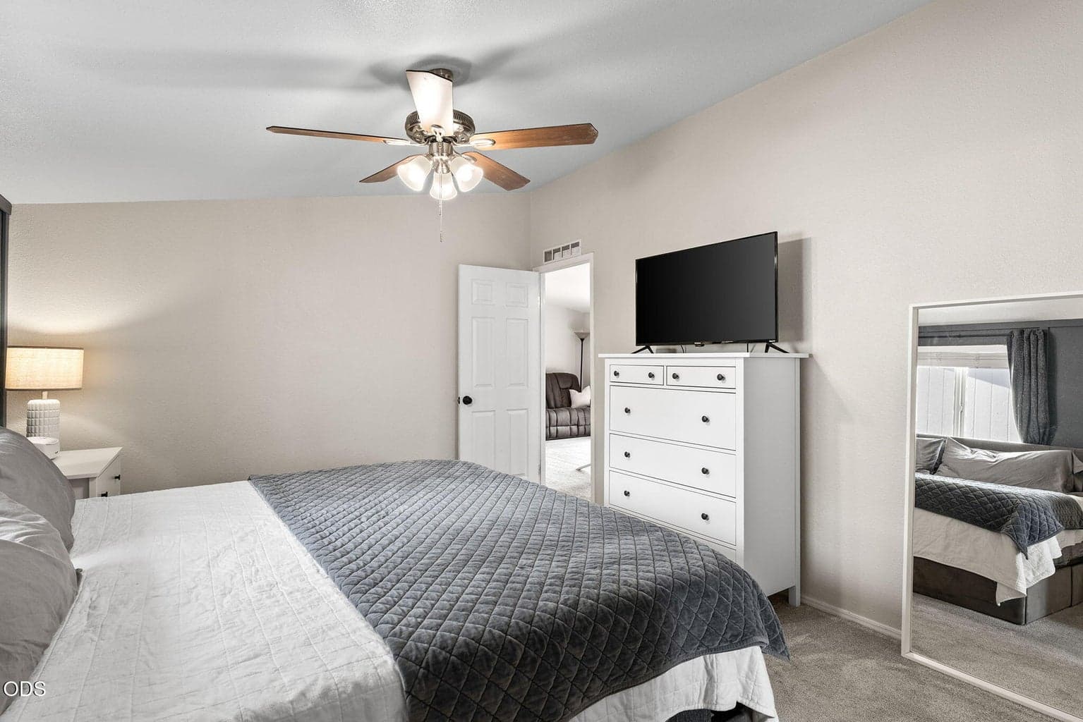 Photo of 2600 NE Rosemary Drive 15 of 27