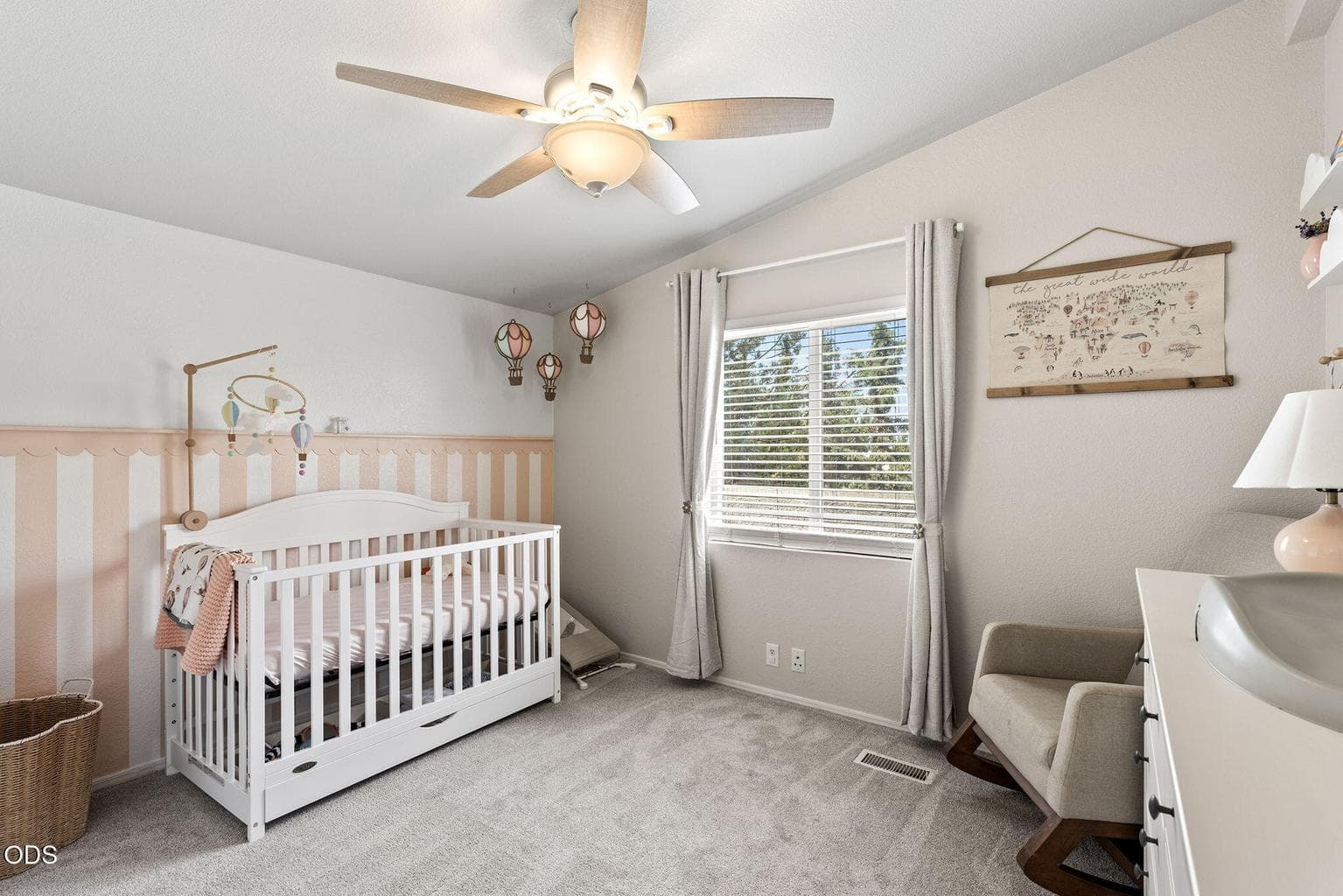 Photo of 2600 NE Rosemary Drive 17 of 27